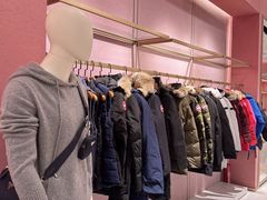 -百年港湾奥特莱斯(香炉礁店)