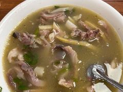 羊汤-春雨羊汤店(广开四马路总店)
