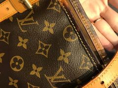 -IRENCE伊琳丝奢侈品皮具护理(二手鉴定世界广场店)