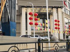 -三亚新鸿港水果一级批发市场