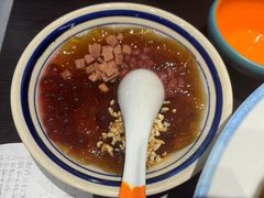 -川流不息·地道川菜·小龙虾(松东路店)