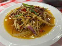 -洪霞餐馆·川菜·鲜货现炒(两江春城店)