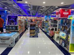 -玩具反斗城(正大广场店)