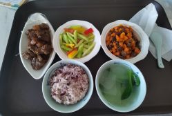 -玥奢国际母婴护理中心(滨江宝龙店)
