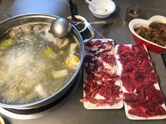 -官塘陈记鱼生·潮汕砂锅粥·牛肉火锅(潮枫路总店)