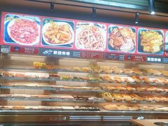 大堂-李记称盘牛杂串串(广厦店)