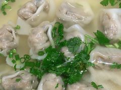 -南城香·饭香串香馄饨香(青年路店)