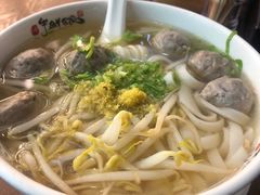 -K+全国连锁KTV(绿地缤纷天地店)