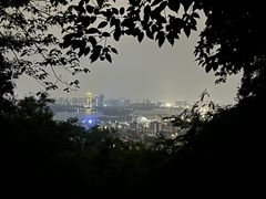 -紫金山山顶公园