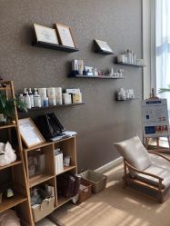 -JNK皮肤管理中心