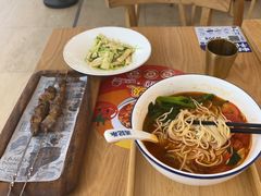 -嘻小北·兰州清汤牛肉面(太平洋森活天地店)