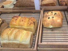 -焙丽拾光(麦凯乐直营店)