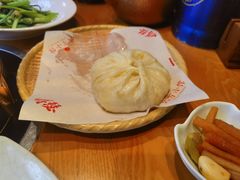 -娜仁图雅蒙古美食村(33小镇店)