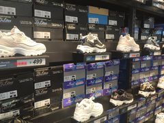 -SKECHERS 斯凯奇(上海国际时尚中心店)