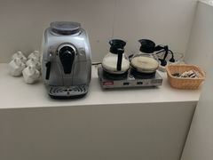 -卡罗酒店(东门晒布地铁站店)