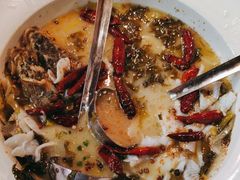 -鱼亨小鲜酸菜鱼(大信店)