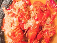 经典蒜香龙虾-红盔甲·小龙虾(天钥桥店)