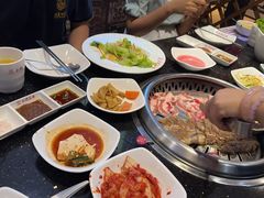 -木槿花韩式炭烤·熟成肉工坊(孙文东路店)