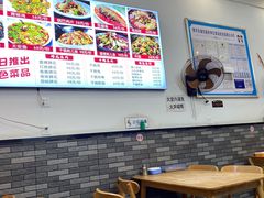-雷祖芳老妈蹄花店