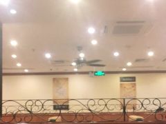 大堂-萨莉亚意式餐厅(新洲家乐福店)