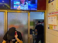-尊宝比萨(华景新城店)