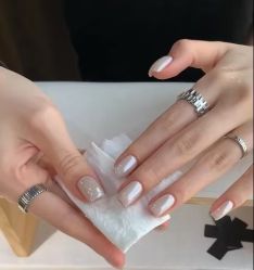 -情同手足美甲美睫