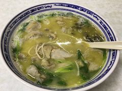 -明呈黄鱼面馆(斜土路店)