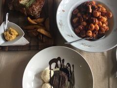 -Casa Nova