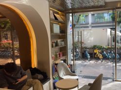 -蓝调造型·烫发·染发