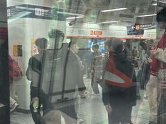 -建设三路(地铁站)