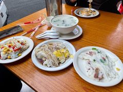 -河记肠粉店