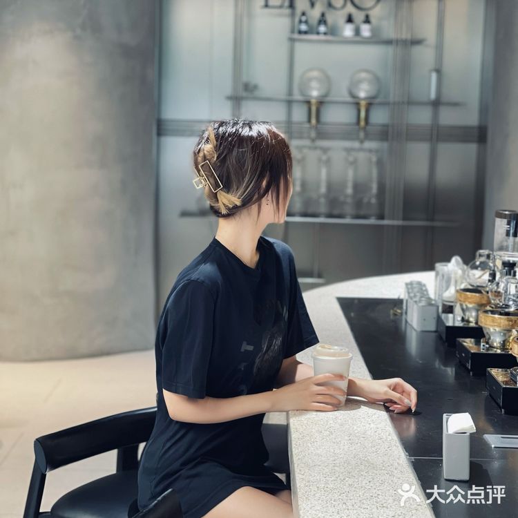 广州探店|工业风的燕子