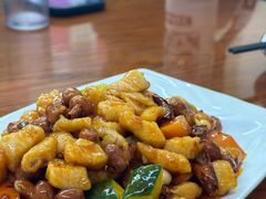 -胡子饮食店