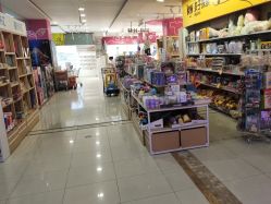 -孩子王(番禺万达广场店)
