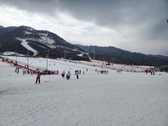 -鳌山滑雪度假区