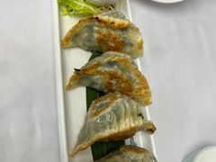 碧绿香煎韭菜饺-名盈轩酒家·手工茶点·16年经典粤菜(新一城店)