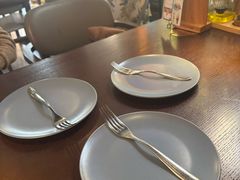 -卡普里披萨·牛扒·下午茶