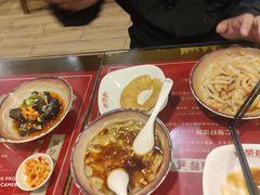 -双燕楼·手工馄饨·汤面小吃(世纪汇店)