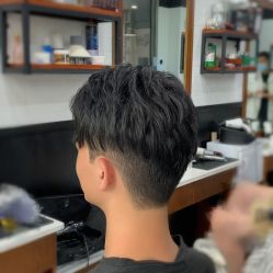 -MARTIN'S BARBER SHOP男士理发馆