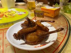 招牌烤乳鸽-石岐佬中山菜馆(张溪店)