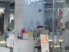 -COLOR PETS 撸猫馆·购猫·猫咖(长风大悦城店)
