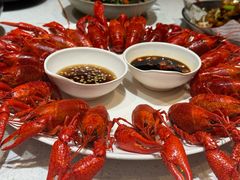 -红盔侠小龙虾(海宁银泰店)