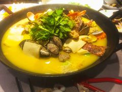 -石砰渔港·海鲜楼