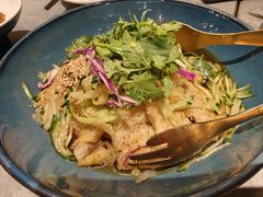 石河子拉皮-耶里夏丽·丝路新疆菜·清真食品(徐家汇臻选店)