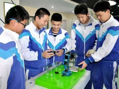 -金陵中学(河西分校)