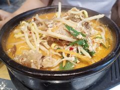 辣牛肉汤-正苑26年海鲜烤肉•牛尾汤汤饭(东港店)