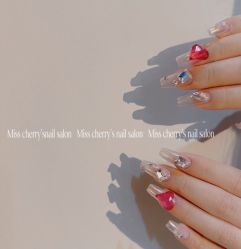 -花系美·美甲美睫精品店