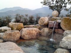清水的池子,在最里面个嘎嘎-天目湖涵田度假村