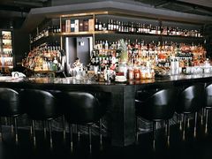 -UNI UNI(环亚凯瑟琳店)