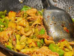 -聚鑫朋酸菜肥肠(文艺路口店)